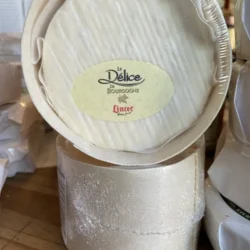 Mini Delice de Bourgogne Cheese by Lincet