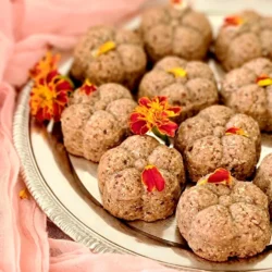 1-Butter_and_Rose_Modak_Macaroons_Scene_1 Modak Macaroons by Butter and Rose